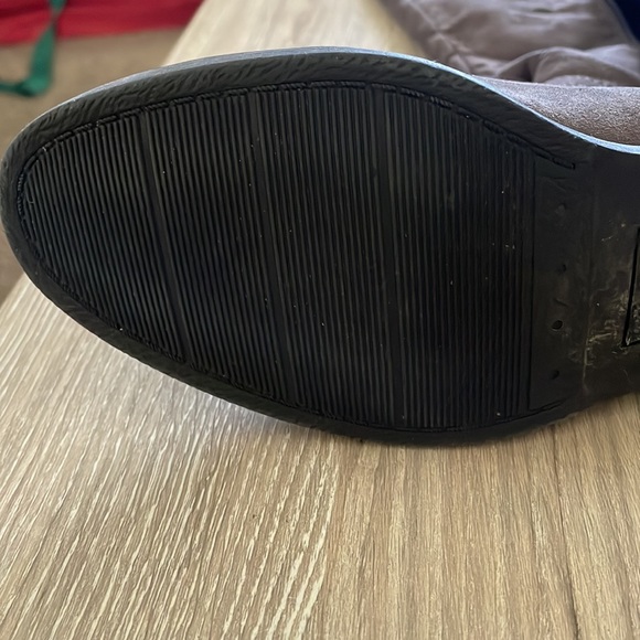 Suede knee length boots with an inch heel - Picture 2 of 3